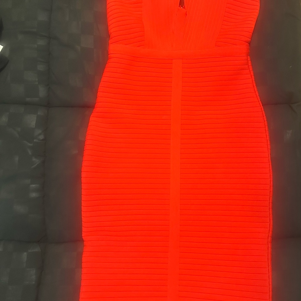 Elegant Red Sleeveless Dress